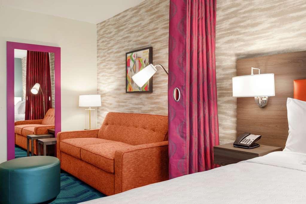 Home2 Suites By Hilton Sarasota Bradenton Airport Oda fotoğraf